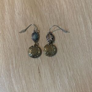 NWOT MARYLN SCHIFF SILVER TONED EARRINGS